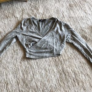 Lulus Cropped long sleeve top